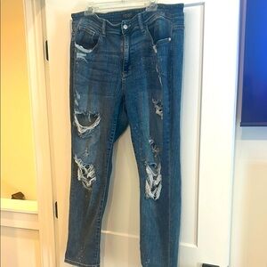 Judy Blue Boyfriend Fit Blue Jeans with Distressed Details